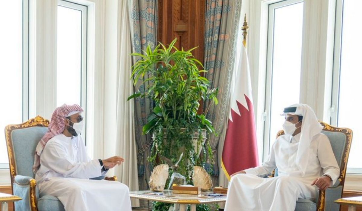 HH the Amir Meets UAE National Security Advisor